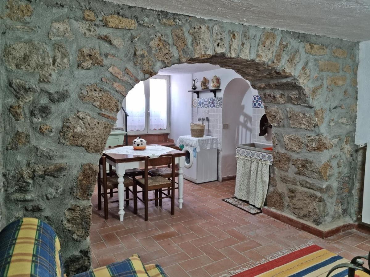 Casa Vacanze Nives Tuscania Eksteriør bilde