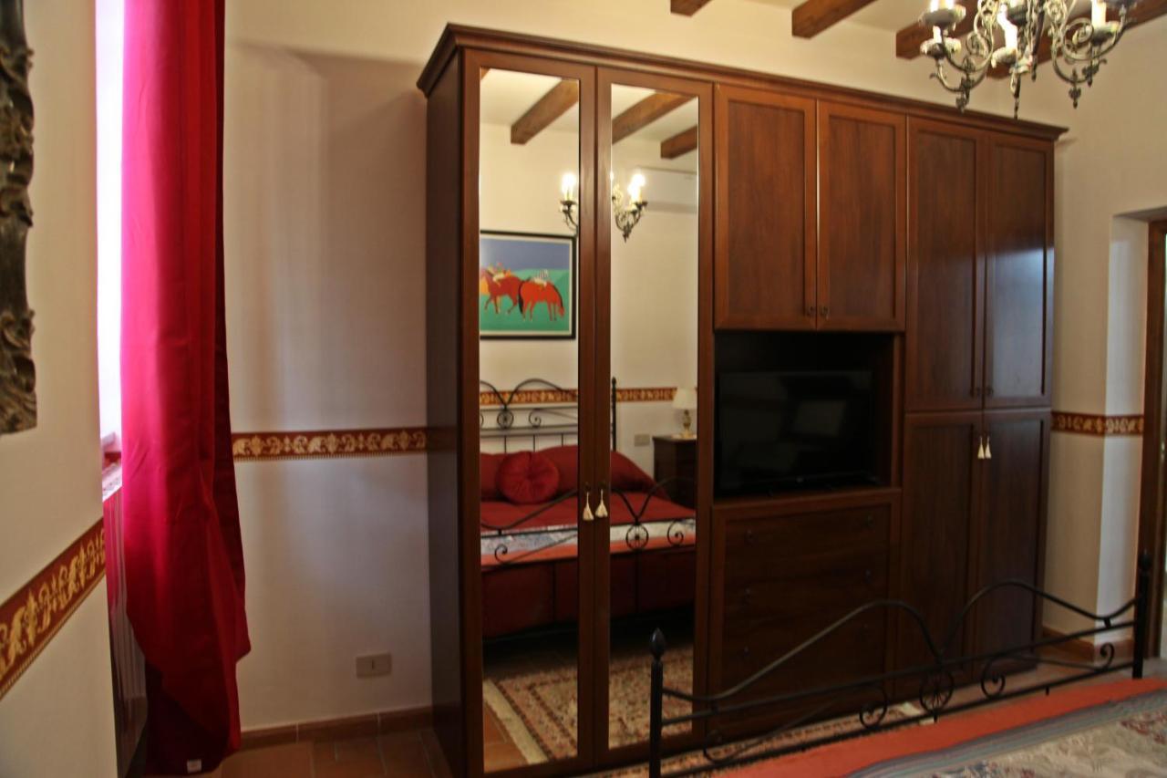 Casa Vacanze Nives Tuscania Eksteriør bilde