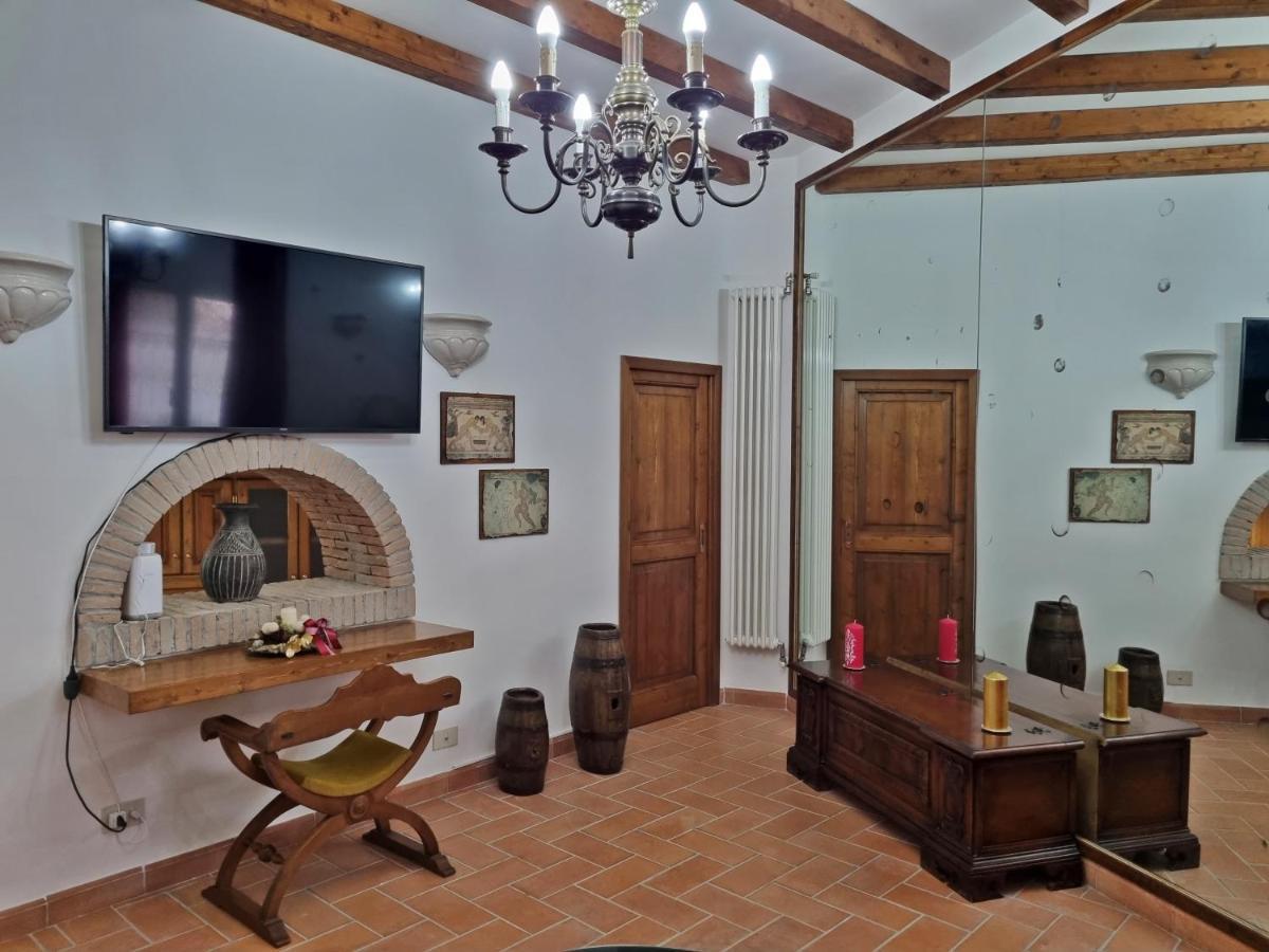 Casa Vacanze Nives Tuscania Eksteriør bilde