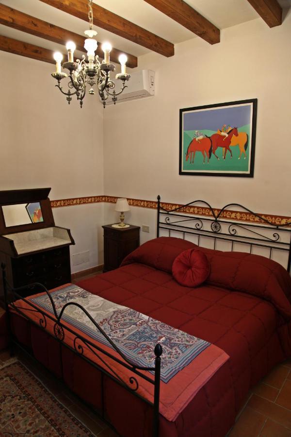 Casa Vacanze Nives Tuscania Eksteriør bilde