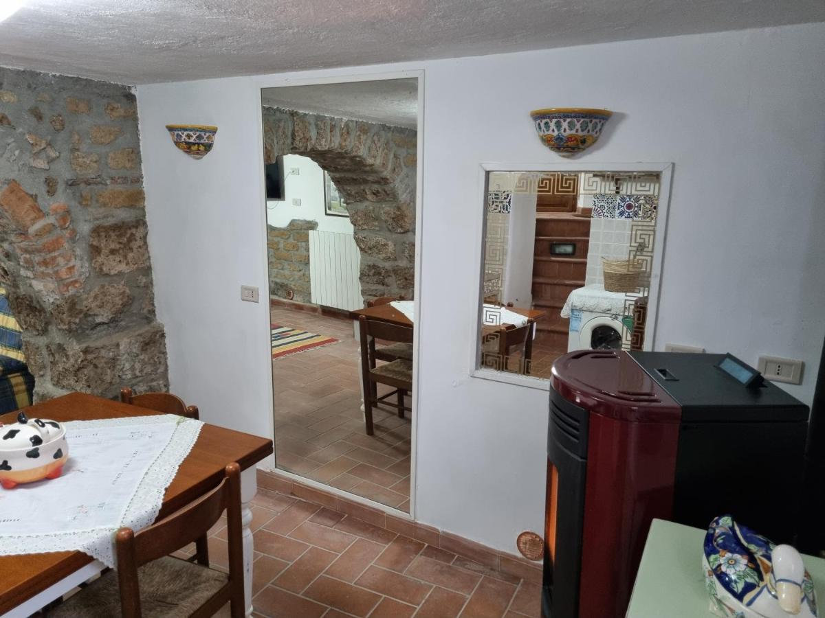 Casa Vacanze Nives Tuscania Eksteriør bilde